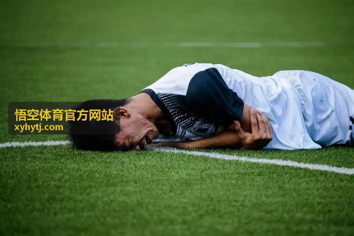 悟空体育青少年篮球挑战赛对抗瞬间